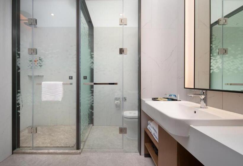 Номер Superior, Hampton By Hilton Foshan Beijiao