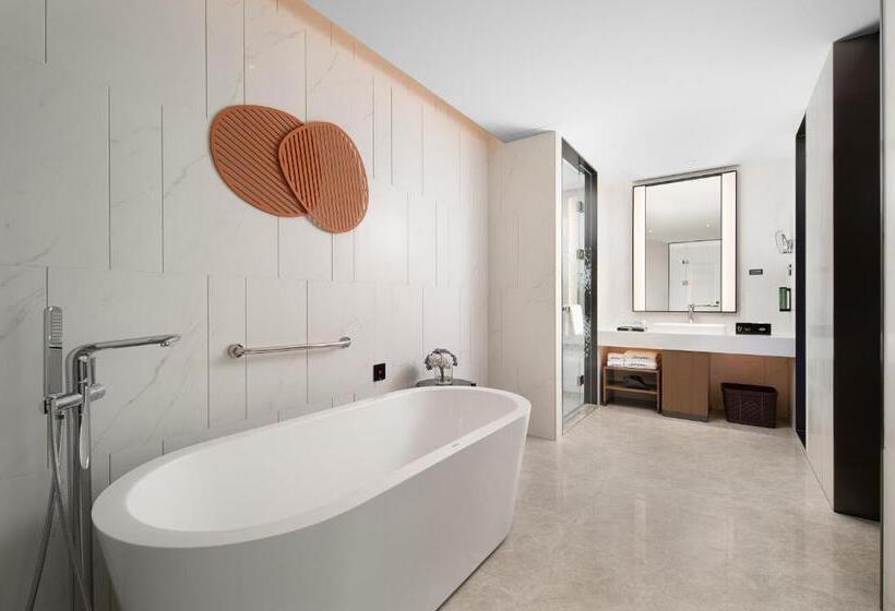 Люкс Повышенной Комфортности, Hampton By Hilton Foshan Beijiao