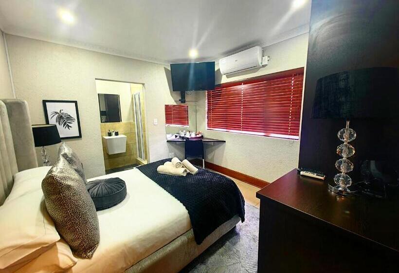 디럭스 룸, Indlovu Guesthouse