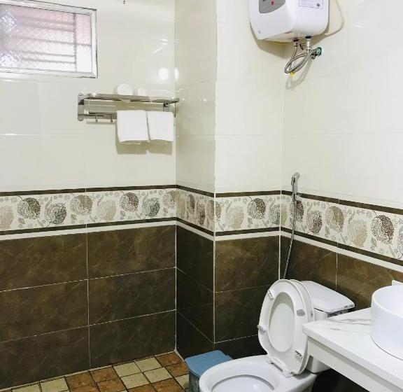 اتاق استاندارد با تخت بزرگ, Anh Anh