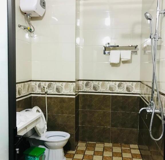 اتاق استاندارد با تخت بزرگ, Anh Anh