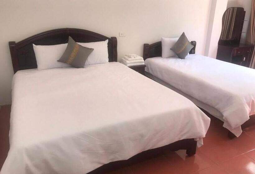 اتاق استاندارد سه تخته با چشمانداز, Anh Anh