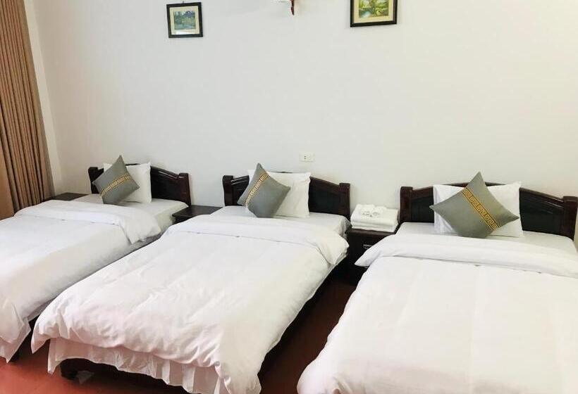 اتاق استاندارد سه تخته با بالکن, Anh Anh