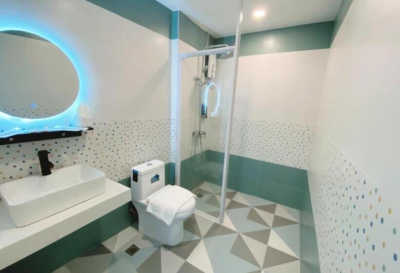 Family Room, My Station