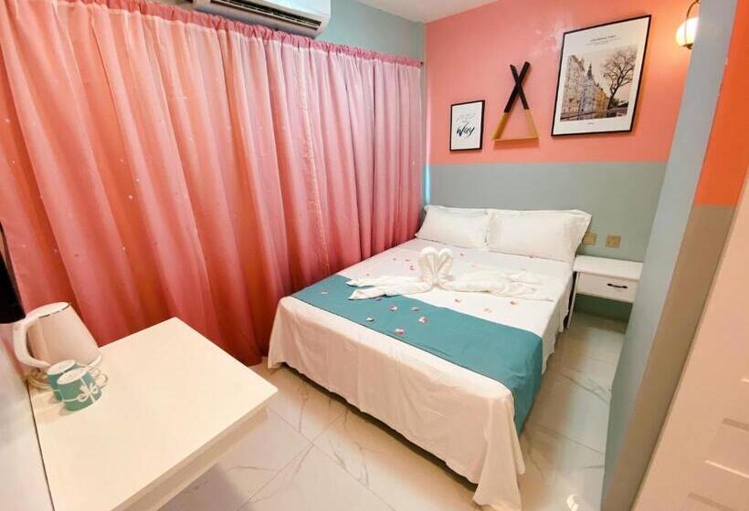 Habitació Estàndard, My Station