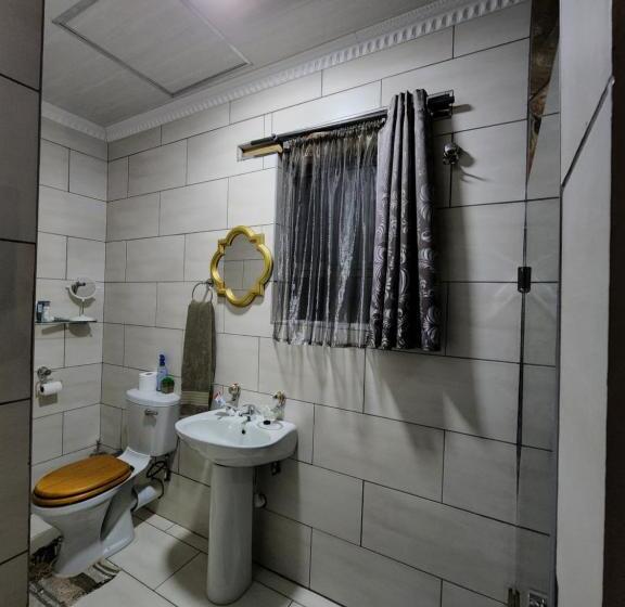 דירת חדר דלוקס, The Log Cabin Apartments