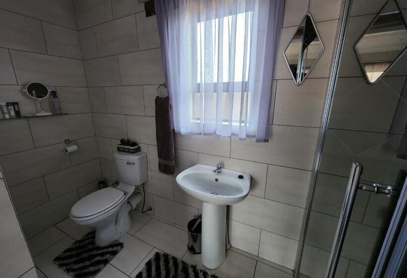 דירת חדר דלוקס, The Log Cabin Apartments