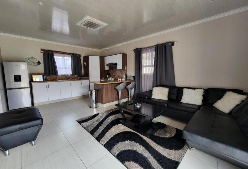 דירת חדר דלוקס, The Log Cabin Apartments