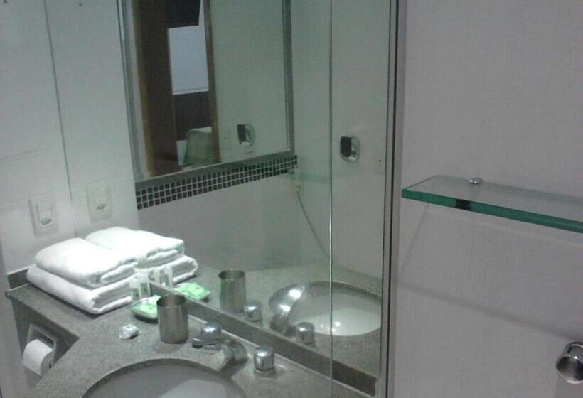 سوییت, Flat Apart Hotel Em Goiânia