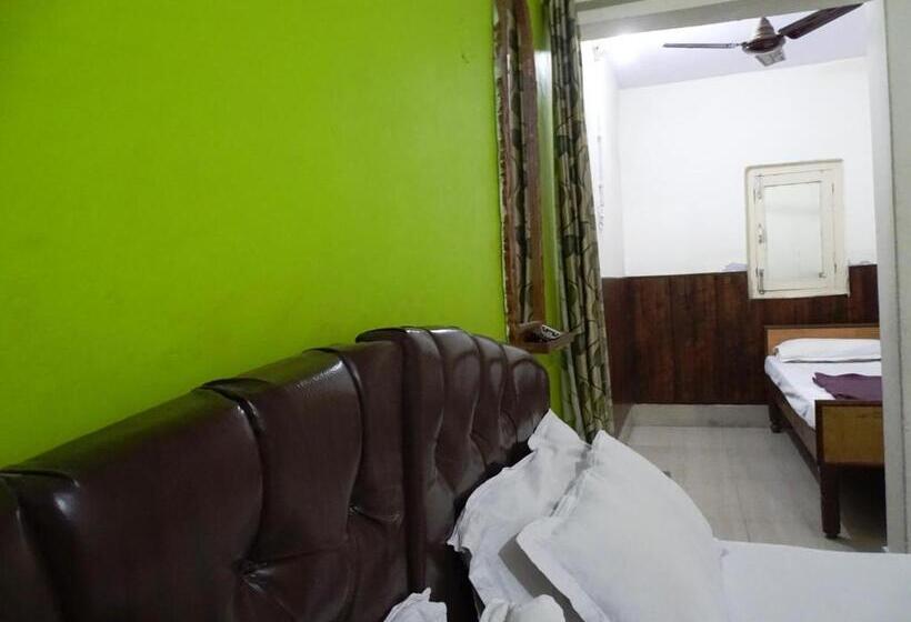 Трехместный Номер Deluxe, Knb Heritage