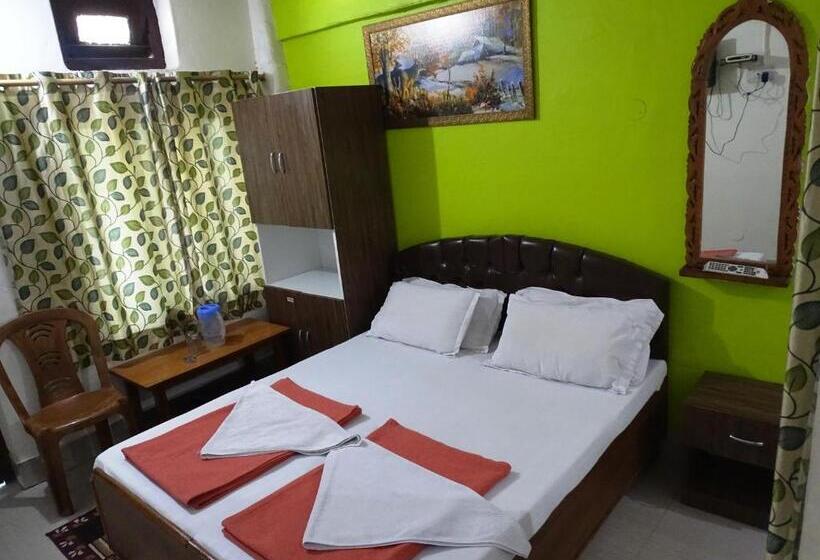 Трехместный Номер Deluxe, Knb Heritage