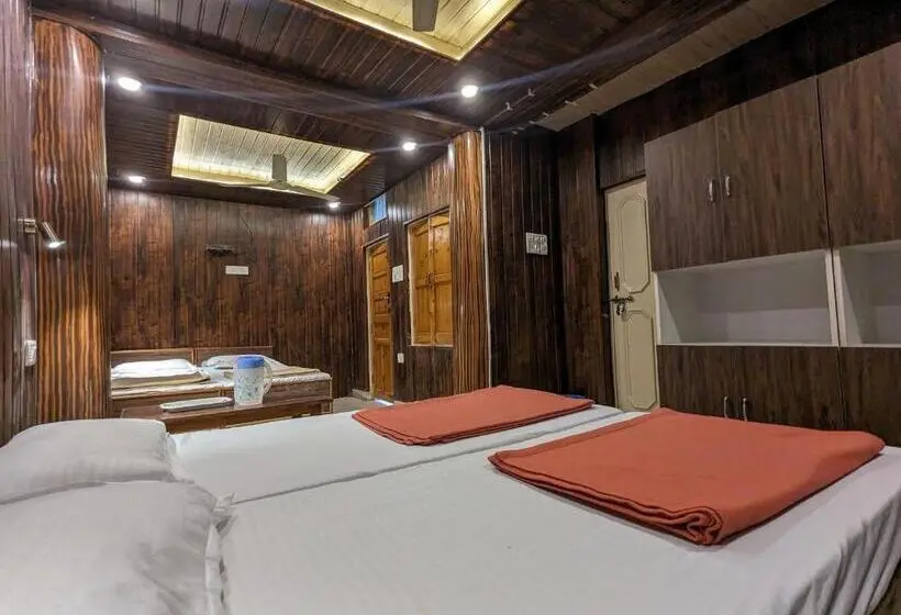 Habitación Cuádruple Deluxe, Knb Heritage