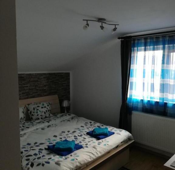 スタンダードルーム, Casa Borza