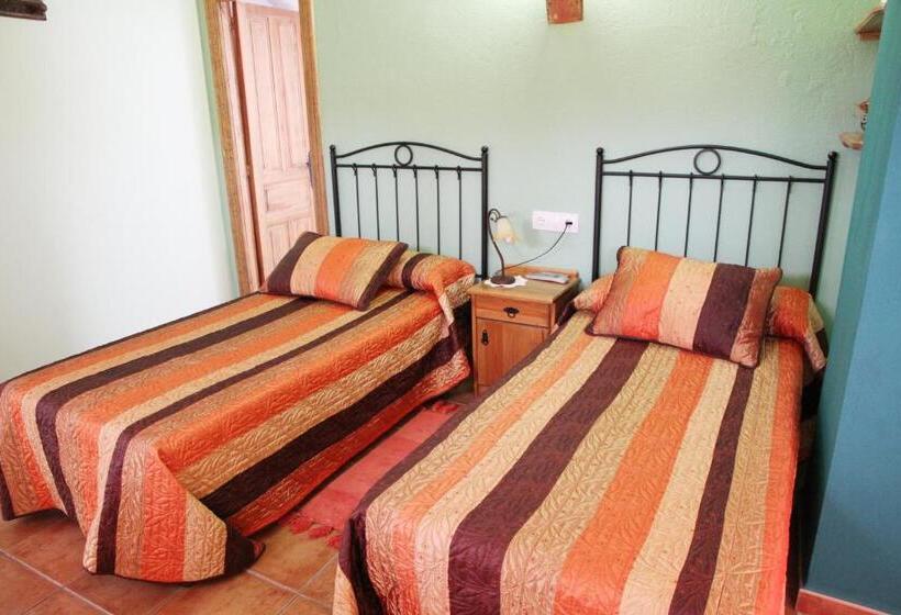 스탠다드 트리플 룸, Rural Valle Del Tuejar