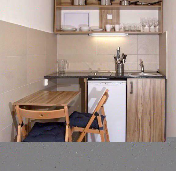 اتاق خانوادگی, Aviator Garni Hotel Bratislava