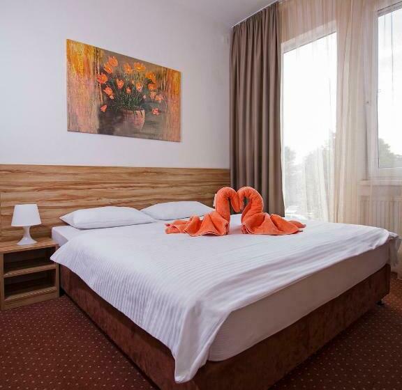 اتاق خانوادگی, Aviator Garni Hotel Bratislava