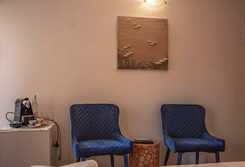 اتاق استاندارد, Bed And Brekfast Donatella