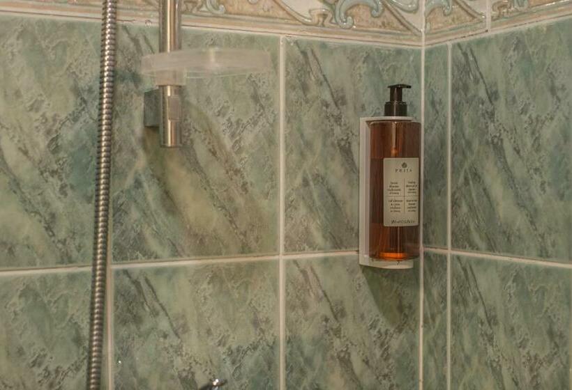 اتاق استاندارد, Bed And Brekfast Donatella