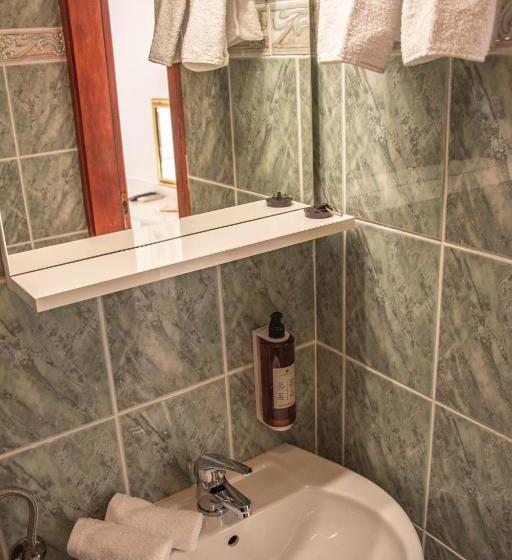 اتاق استاندارد, Bed And Brekfast Donatella