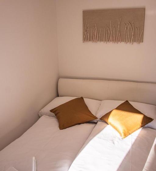 اتاق استاندارد, Bed And Brekfast Donatella