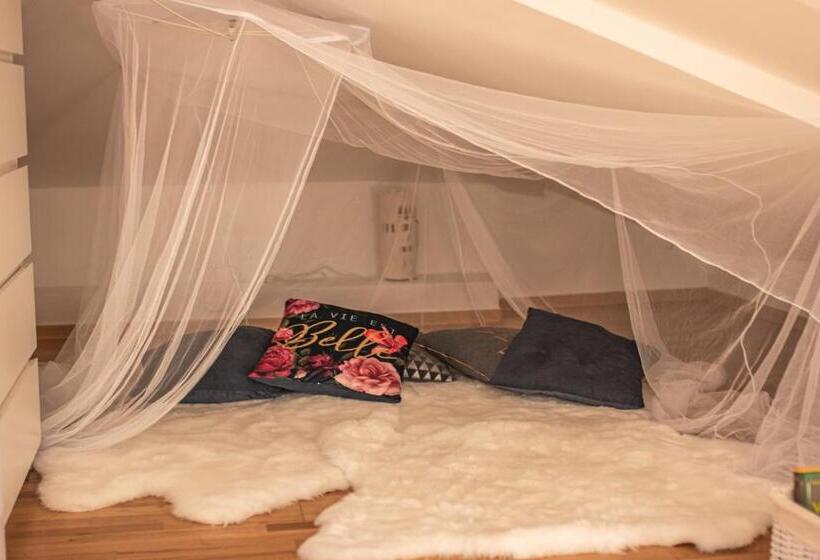 آپارتمان 1 خوابه با بالکن, Bed And Brekfast Donatella