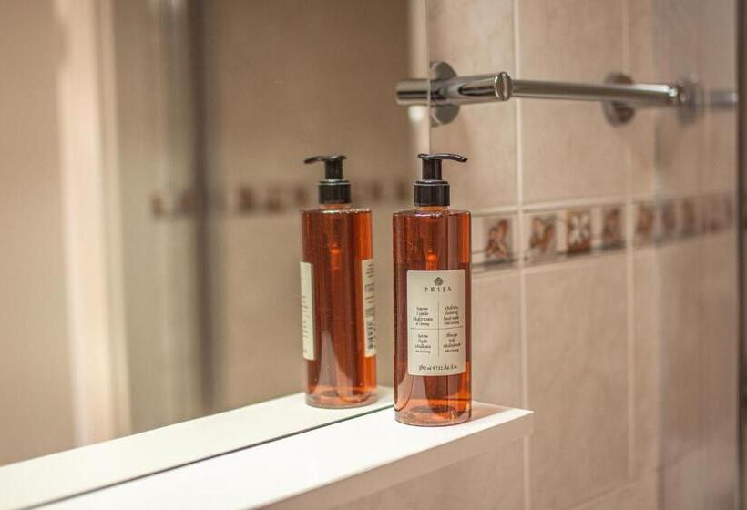 آپارتمان 1 خوابه با بالکن, Bed And Brekfast Donatella