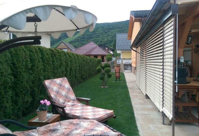 اتاق لوکس, Rooms Beros
