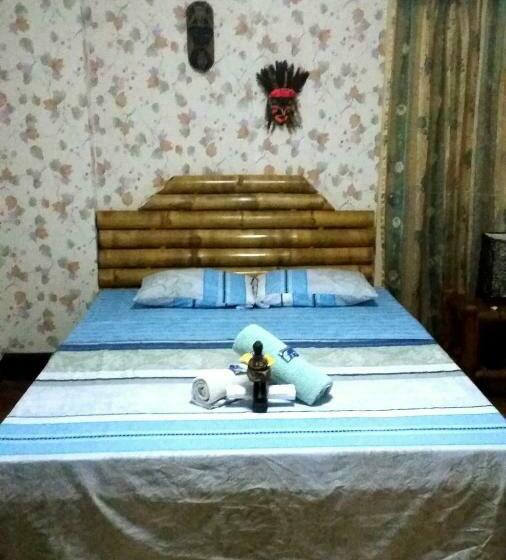 اتاق اکونومی, Bugoy Bikers Hostel