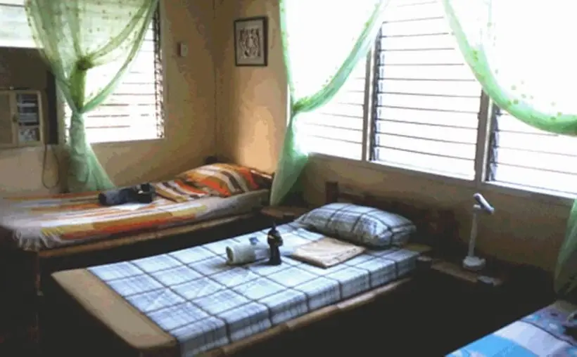 تختخواب در اتاق مشترک, Bugoy Bikers Hostel