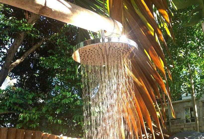 تختخواب در اتاق مشترک, Bugoy Bikers Hostel