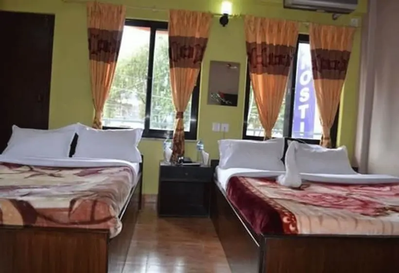اتاق لوکس, Donosti Pokhara