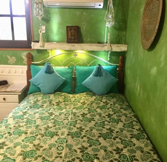اتاق استاندارد با چشم‌انداز دریا, Gandalf Safari Camp