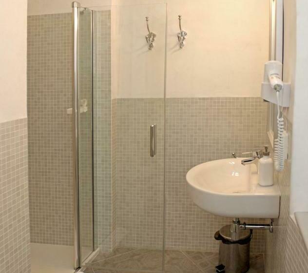 غرفة قياسية, Gavalier Design Rooms