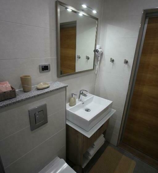 اتاق استاندارد با بالکن و چشم‌انداز دریا, Pension Silvia