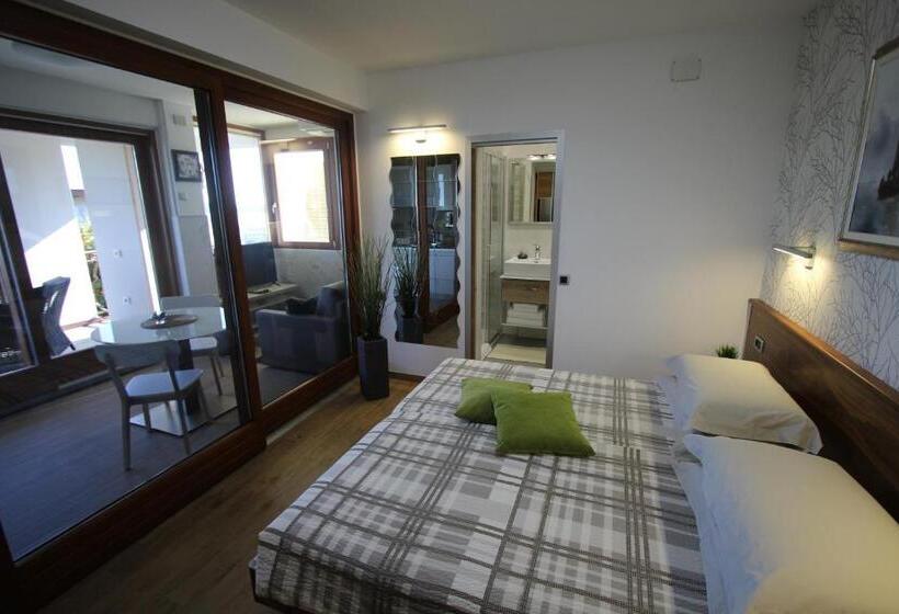 آپارتمان لوکس 1 خوابه, Pension Silvia