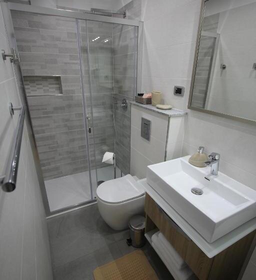 آپارتمان 2 خوابه, Pension Silvia