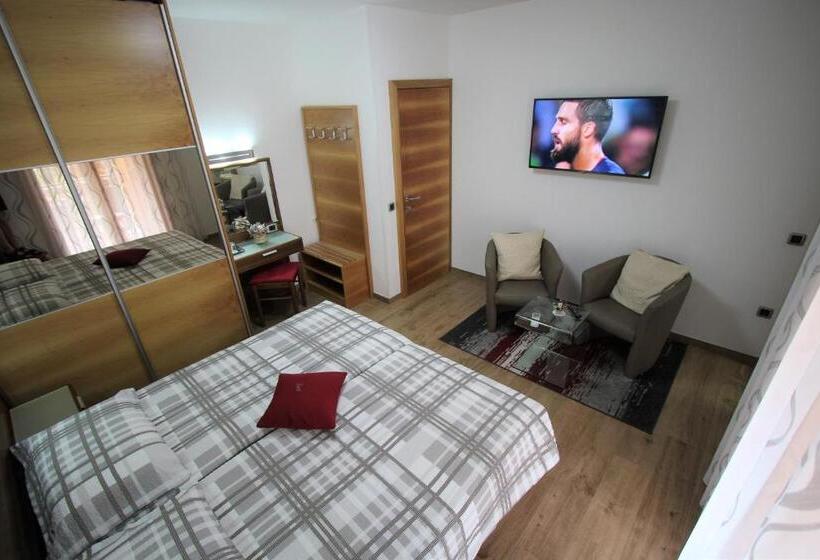 اتاق استاندارد با بالکن, Pension Silvia