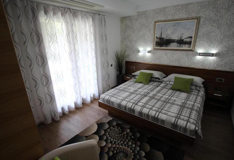 آپارتمان 1 خوابه با چشم‌انداز دریا, Pension Silvia