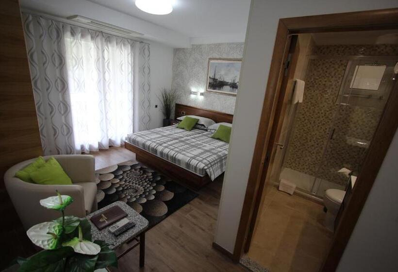 آپارتمان 1 خوابه با چشم‌انداز دریا, Pension Silvia