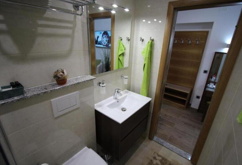 آپارتمان 1 خوابه با چشم‌انداز دریا, Pension Silvia