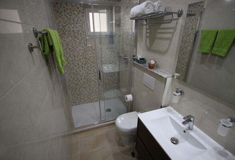 آپارتمان 1 خوابه با چشم‌انداز دریا, Pension Silvia