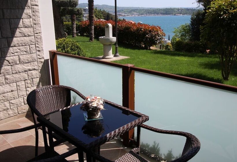 آپارتمان 1 خوابه با چشم‌انداز دریا, Pension Silvia