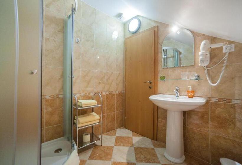 آپارتمان 1 خوابه, Bed & Breakfast šilak