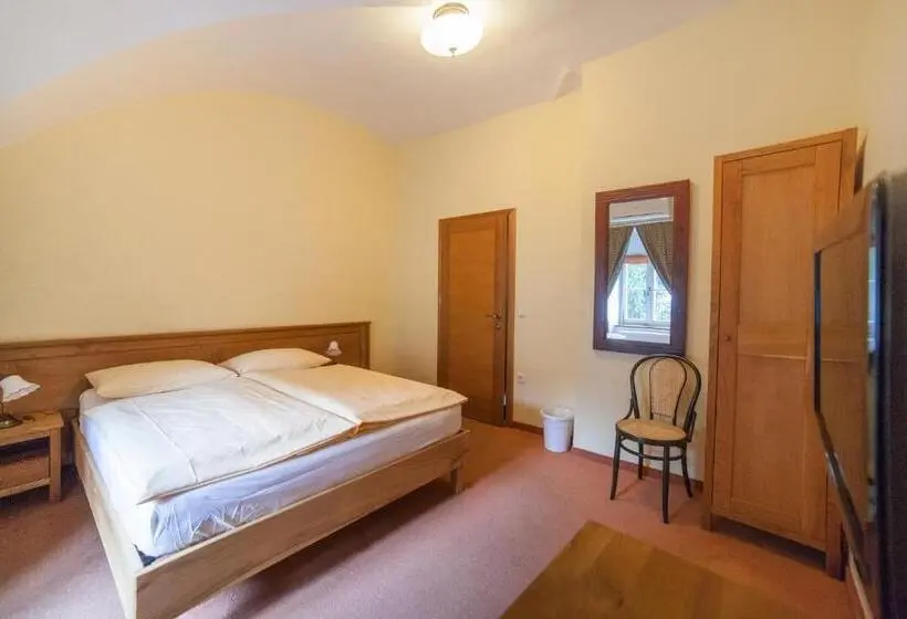 اتاق استاندارد با بالکن, Bed & Breakfast šilak