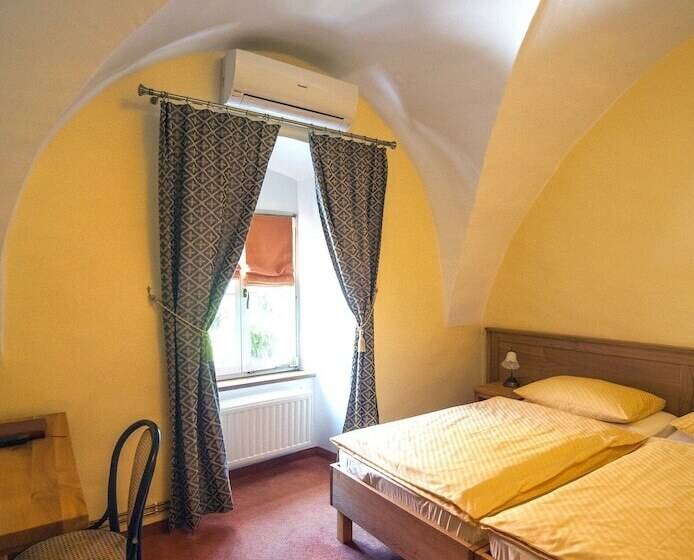 اتاق استاندارد با بالکن, Bed & Breakfast šilak