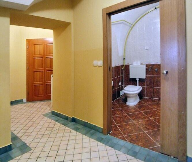 آپارتمان 2 خوابه, Bed & Breakfast šilak