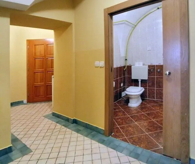 آپارتمان 2 خوابه, Bed & Breakfast šilak