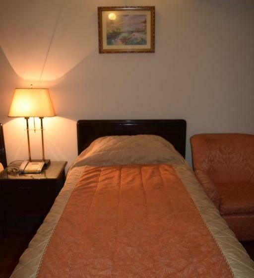 Executive Triple, Carlton Tower Hotel Lahore