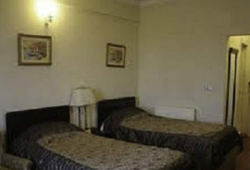 Standard Room, Carlton Tower Hotel Lahore