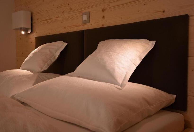 اتاق استاندارد با بالکن, Privillage Stare   B&b